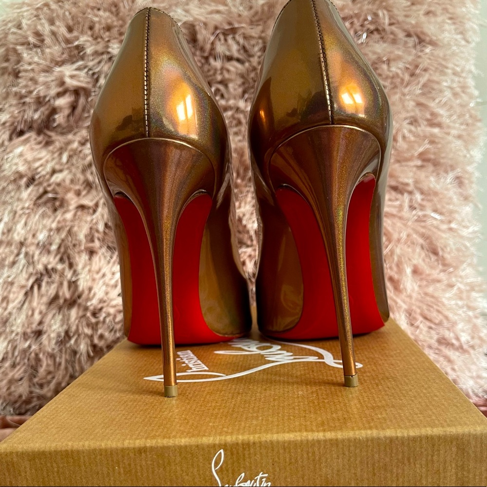 Authentic* Christian-Loboutin Pigalle Pump 100mm, Bronze Metallic size 39.5